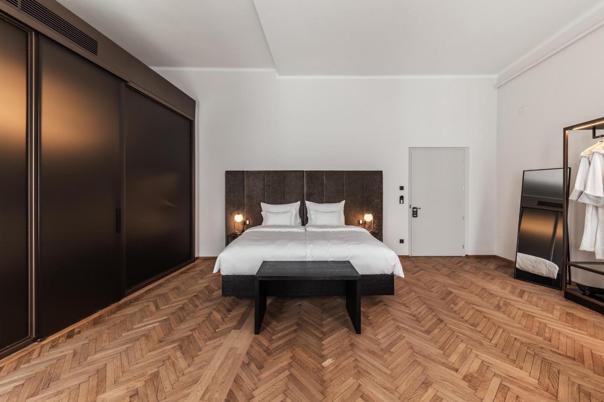 Meta Suites Historic City Living Bolzano Exteriör bild