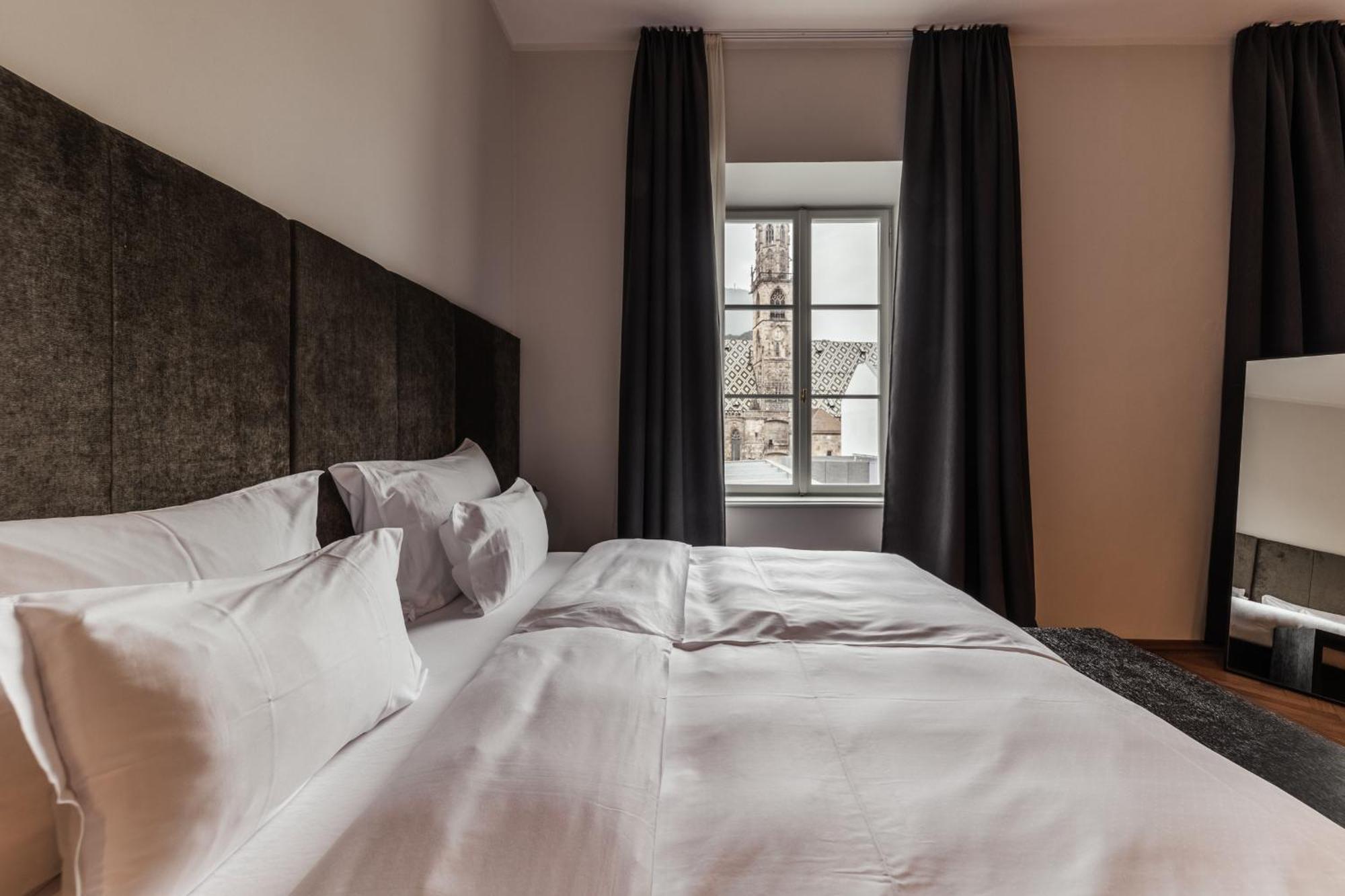 Meta Suites Historic City Living Bolzano Exteriör bild