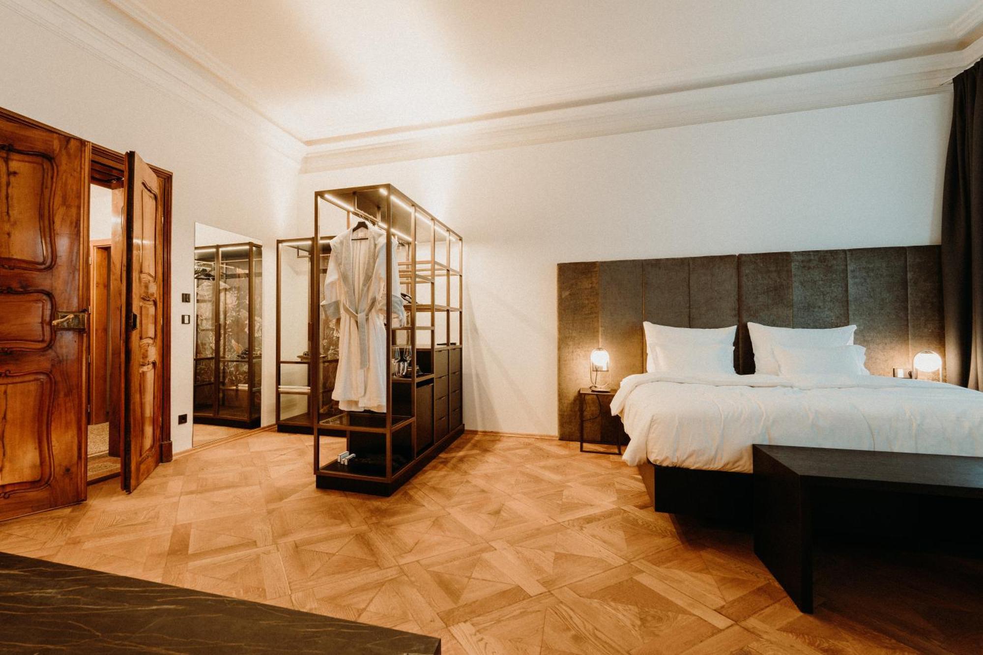 Meta Suites Historic City Living Bolzano Exteriör bild