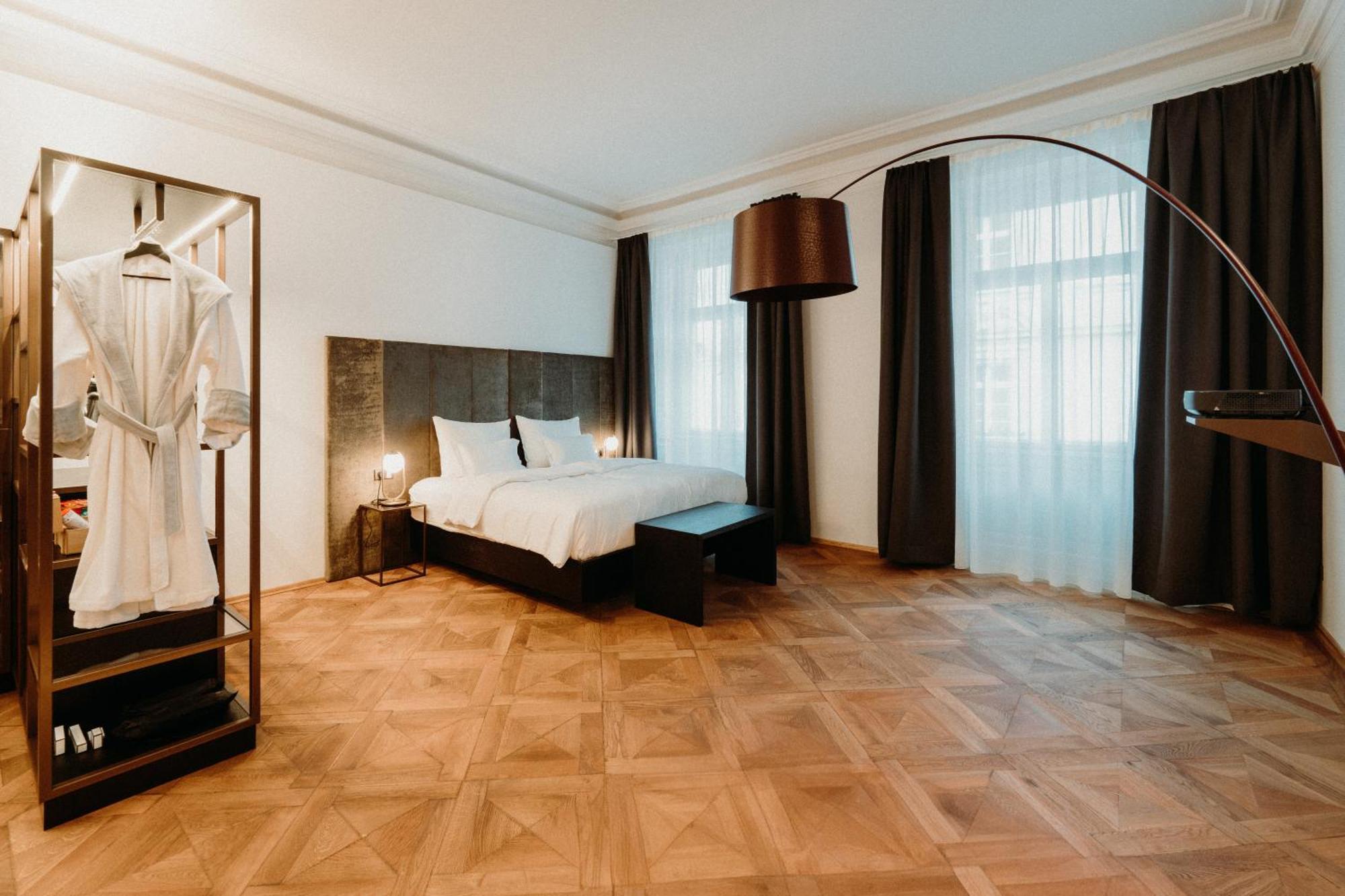 Meta Suites Historic City Living Bolzano Exteriör bild